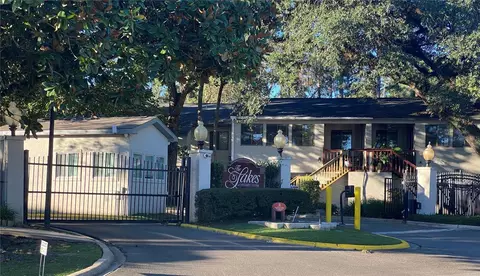 1345 Airport Dr #H20, Tallahassee, FL 32304