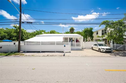 7 Barcelona Dr, Key West, FL 33040