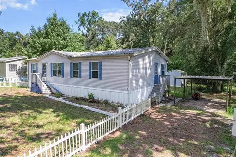 9198 E Riverbluff Ct, Inverness, FL 34453