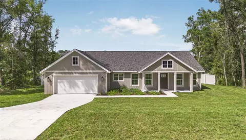 8727 N Golfview Dr, Citrus Springs, FL 34434