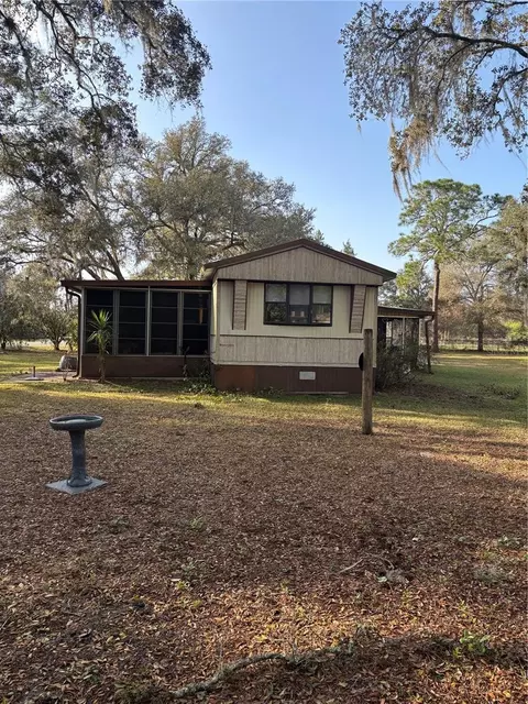 5675 SE 183rd Ter, Ocklawaha, FL 32179
