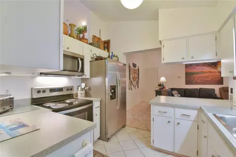 Kitchen - 5366 NW 21st Loop, Ocala, FL 34482 photo 1 of 2