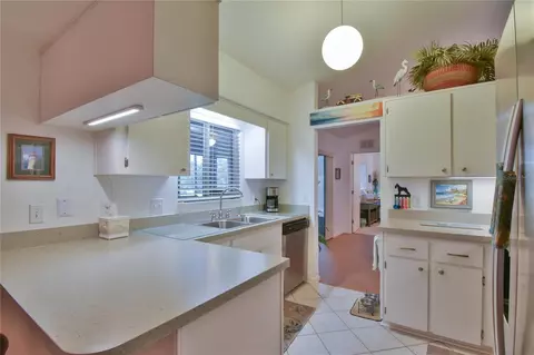 Kitchen - 5366 NW 21st Loop, Ocala, FL 34482 photo 2 of 2
