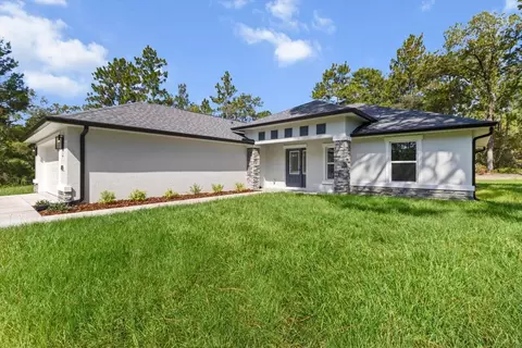 4036 W Vicksburg Dr, Citrus Springs, FL 34434