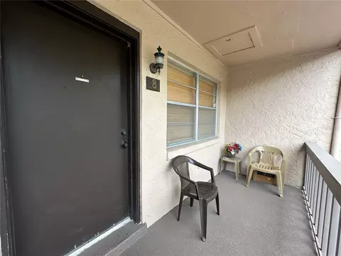 2417 NE 6th St #8, Ocala, FL 34470