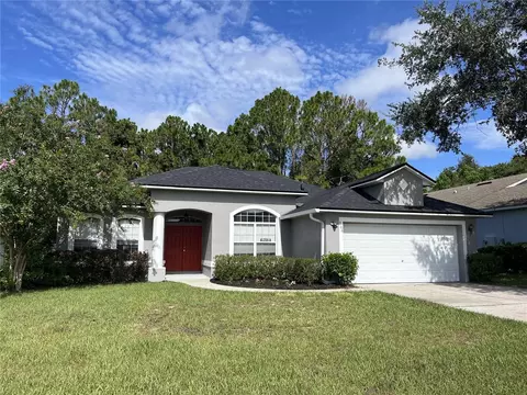 906 Chelsea Ave, Fruitland Park, FL 34731