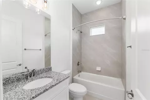 Bath - 4722 SE 25th Loop, Ocala, FL 34480 photo 3 of 3