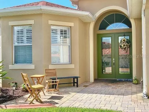 10145 S Mainsail Dr S, Oxford, FL 34484