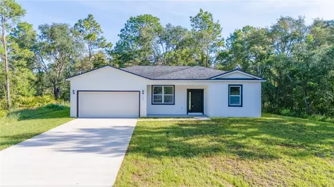 125 Fisher Way, Ocklawaha, FL 32179