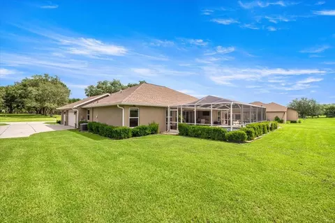 Exterior - 700 E Boston St, Hernando, FL 34442 photo 12 of 13
