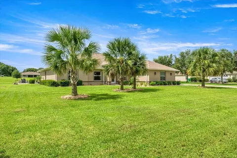 Exterior - 700 E Boston St, Hernando, FL 34442 photo 11 of 13