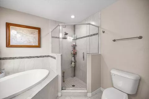 Bath - 700 E Boston St, Hernando, FL 34442 photo 2 of 3
