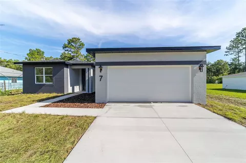 Exterior - 7 Oak Trl, Ocala, FL 34472 photo 4 of 12