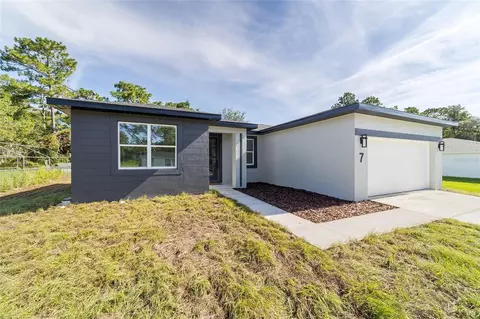 Exterior - 7 Oak Trl, Ocala, FL 34472 photo 3 of 12