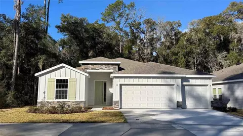 6056 SW 46th Dr, Gainesville, FL 32608