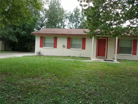 Exterior - 5700 NE 6th Pl, Ocala, FL 34470 photo 2 of 11
