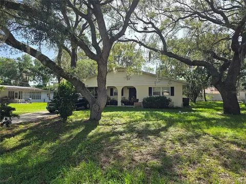 1851 SE 176th Ave, Silver Springs, FL 34488