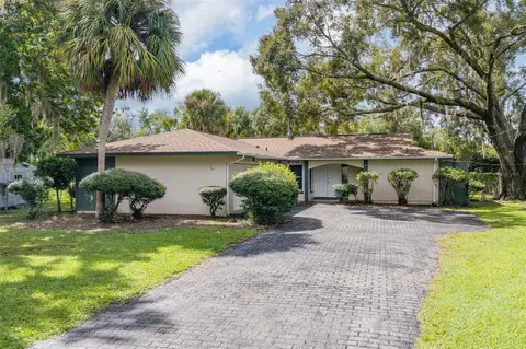 522 SE Paradise Point Rd, Crystal River, FL 34429