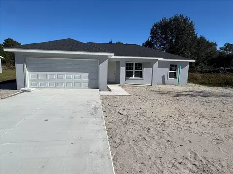 217 Fisher Rd, Ocklawaha, FL 32179