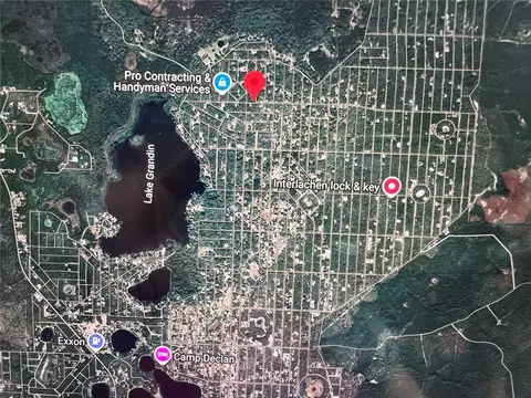 2008 Denise St, Interlachen, FL 32148