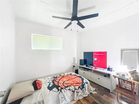 Bedroom - 7971 E Highway 25, Belleview, FL 34420 photo 6 of 8