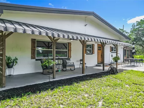 Exterior - 7971 E Highway 25, Belleview, FL 34420 photo 2 of 19