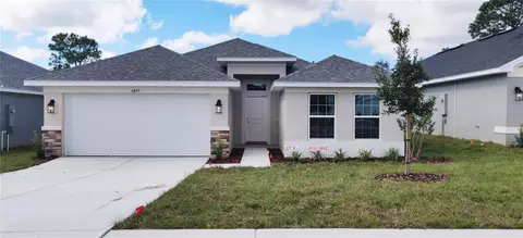 5477 Ocean Breeze Dr, Spring Hill, FL 34609