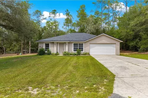 1423 W Hawk Ln, Citrus Springs, FL 34434