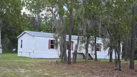 1854 N Watkins Pt, Inverness, FL 34453