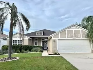 1840 Winn Arthur Dr, Valrico, FL 33594