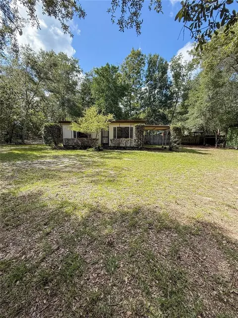 19412 SE 91st Pl, Ocklawaha, FL 32179
