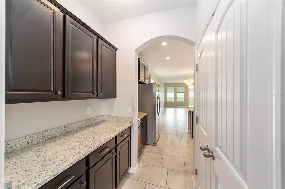 Entry Way - 5716 SW 50th Ave, Ocala, FL 34474 photo 5 of 6