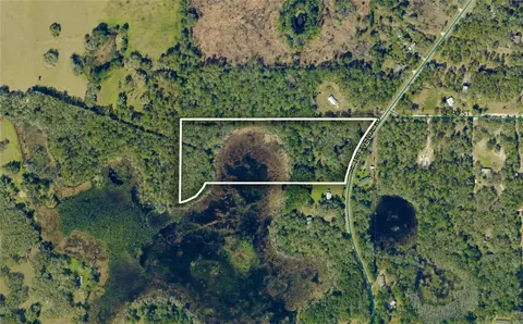9022 SE 180th Avenue Rd, Ocklawaha, FL 32179