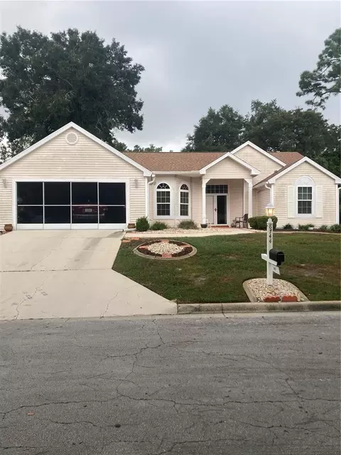 8744 SW 108th Lane Rd, Ocala, FL 34481
