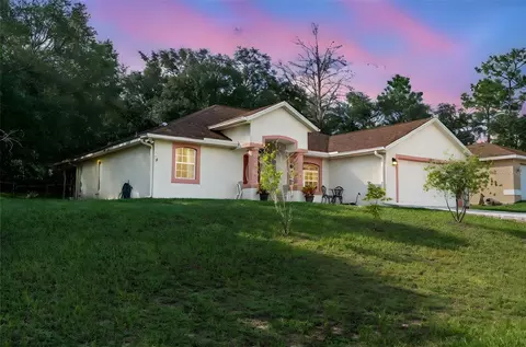 5702 N Claremont Dr, Citrus Springs, FL 34434