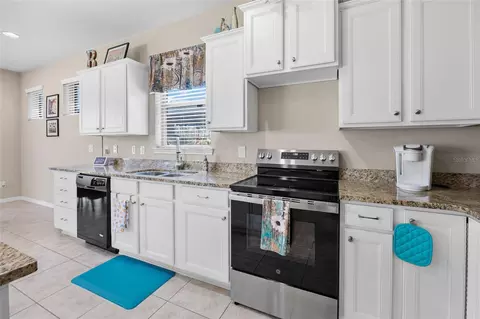 Kitchen - 10074 SW 77th Loop, Ocala, FL 34481 photo 4 of 4