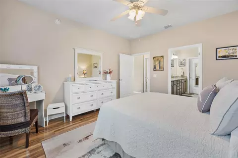 Bedroom - 10074 SW 77th Loop, Ocala, FL 34481 photo 4 of 5