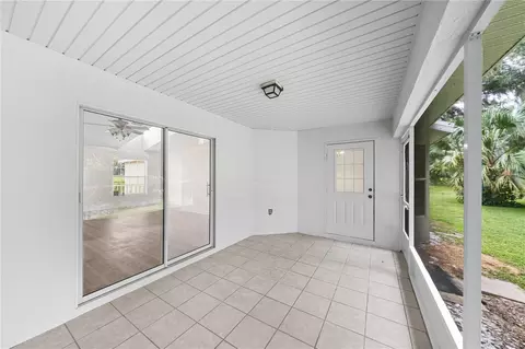 Exterior - 12615 NW Gainesville Rd, Reddick, FL 32686 photo 6 of 18