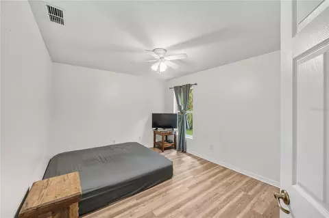 Bedroom - 12615 NW Gainesville Rd, Reddick, FL 32686 photo 1 of 4