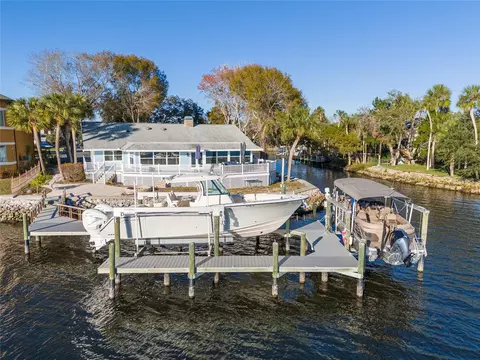 5260 S Mystic Pt, Homosassa, FL 34448