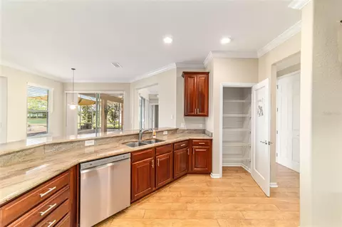 Kitchen - 9539 SW 71st Loop, Ocala, FL 34481 photo 6 of 7