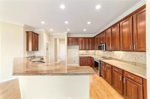 Kitchen - 9539 SW 71st Loop, Ocala, FL 34481 photo 2 of 7