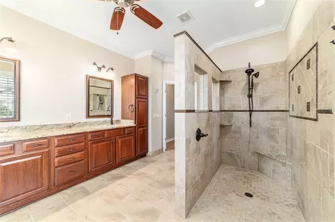 Bath - 9539 SW 71st Loop, Ocala, FL 34481 photo 3 of 7