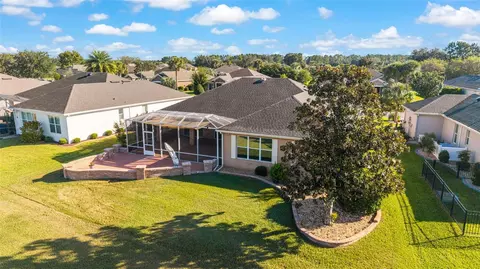 View/Area - 9539 SW 71st Loop, Ocala, FL 34481 photo 3 of 14