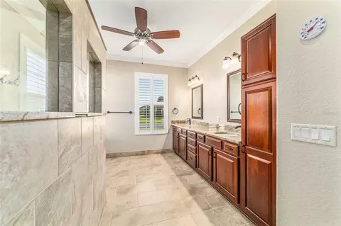 Bath - 9539 SW 71st Loop, Ocala, FL 34481 photo 2 of 7