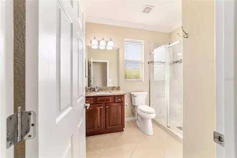 Bath - 9539 SW 71st Loop, Ocala, FL 34481 photo 6 of 7