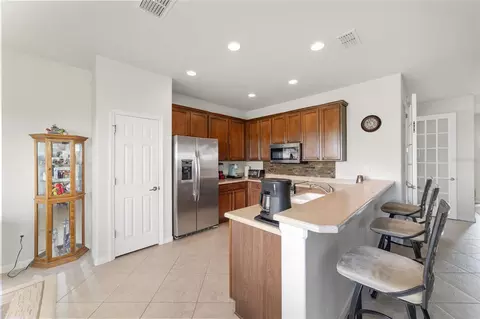 Kitchen - 7346 SW 101st Ct, Ocala, FL 34481 photo 3 of 7