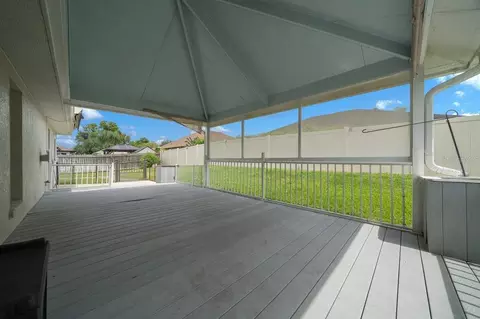 Exterior - 2310 SE 22nd Loop, Ocala, FL 34471 photo 9 of 16