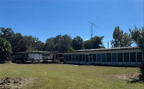 13046 SE 102nd Ter, Ocklawaha, FL 32179