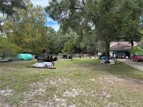 Exterior - 9 Hialeah Dr, Ocala, FL 34482 photo 3 of 15